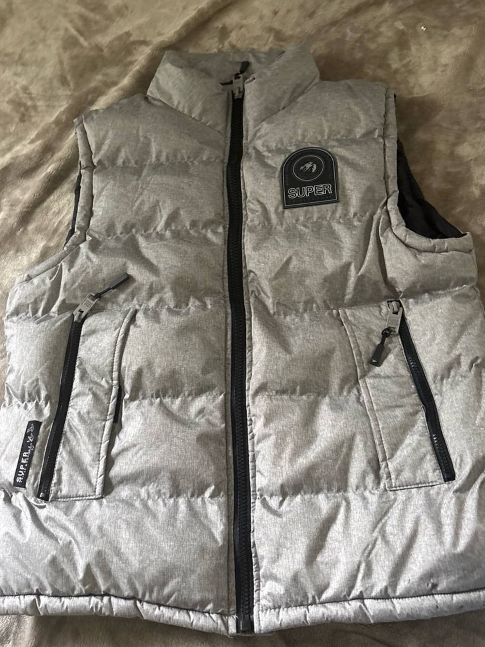 Men's Grey Quilted Puffer Vest with 'Super' Patch